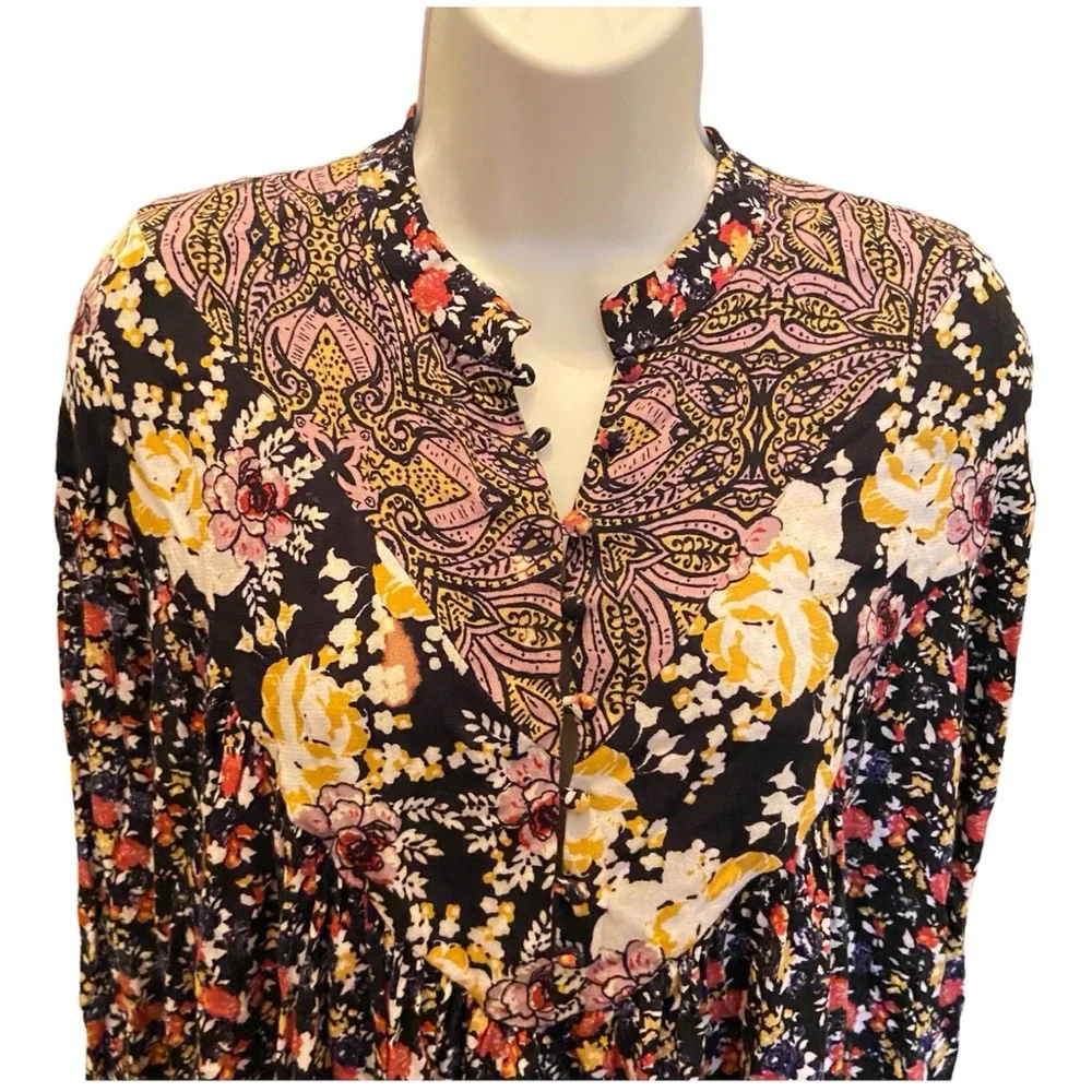 Free People Wildflower Fields Henley Top - Picture 5 of 9